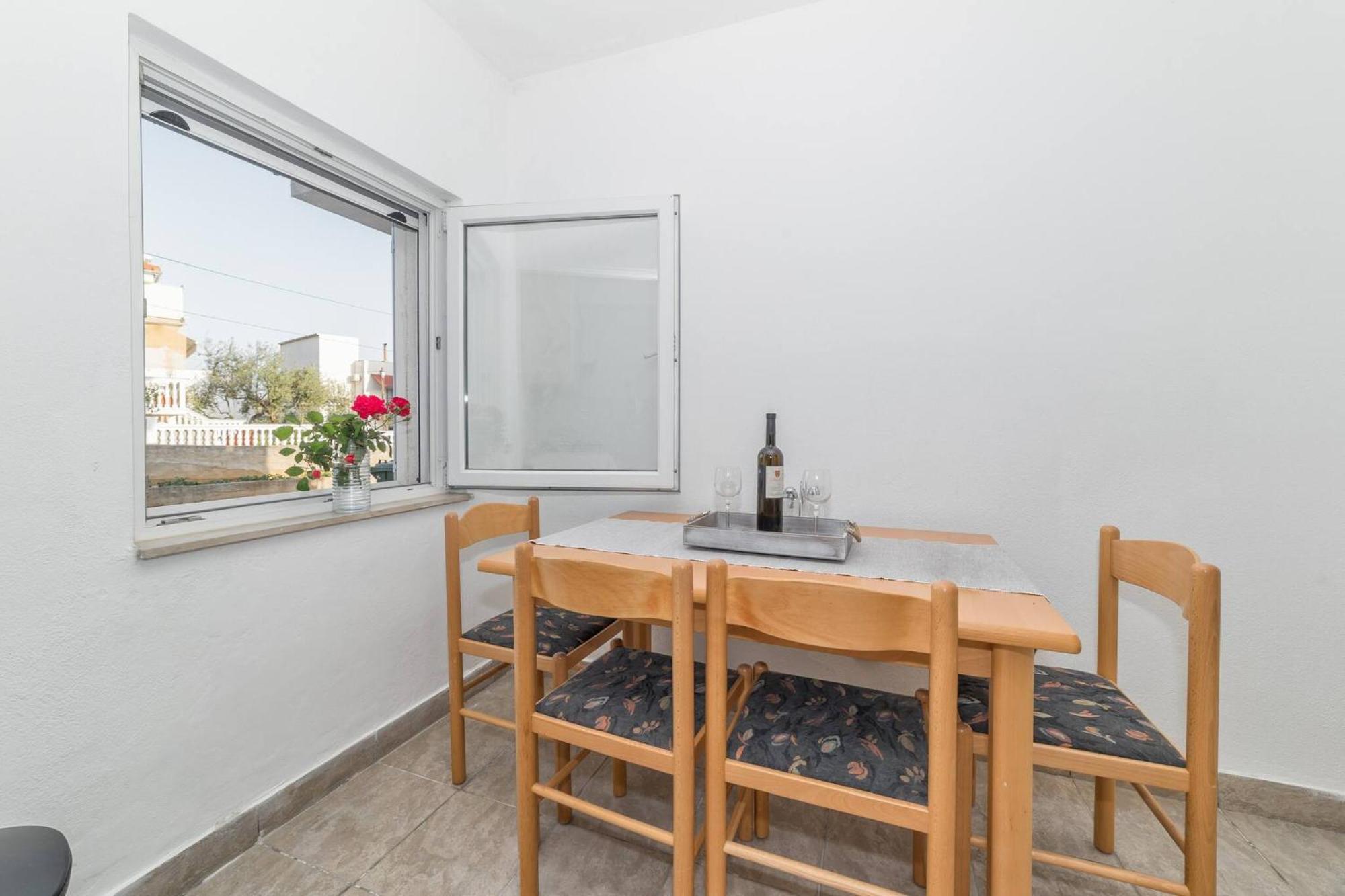 Nikol Lägenhet Vodice Exteriör bild